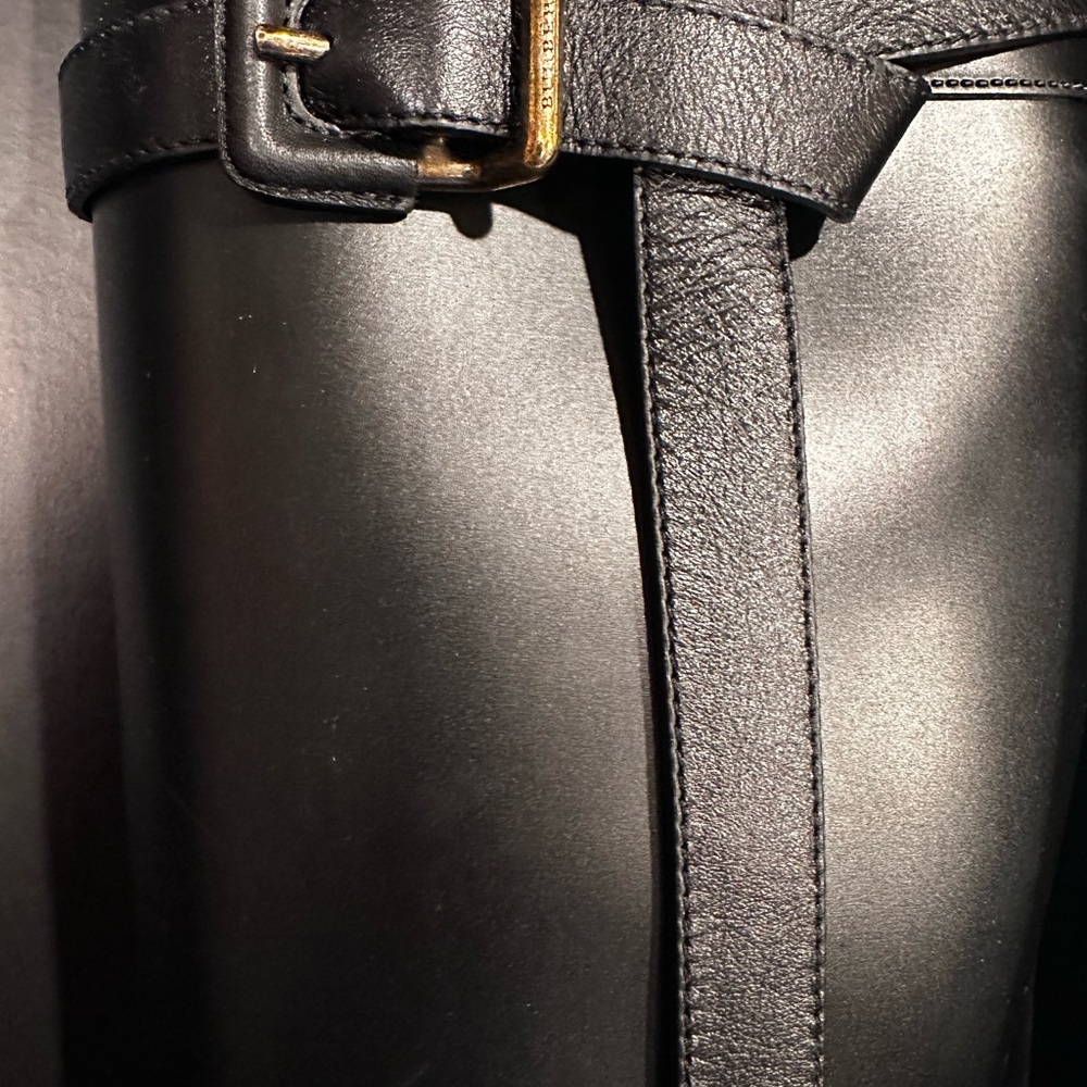 Burberry Riding Rainboot with Belt. Like Brand New, wore one time, minor scuffin - Picture 9 of 11